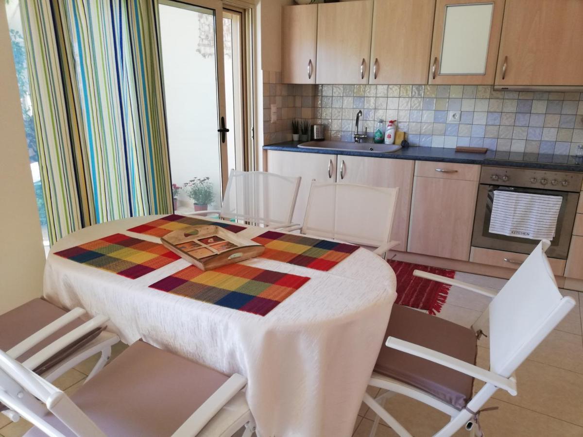 Althea Holiday Studio Agia Marina  Esterno foto